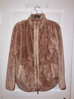 SOFTIES Dream Plush Double Zip Jacket in colour Coco, Small (Oprah’s fav things)